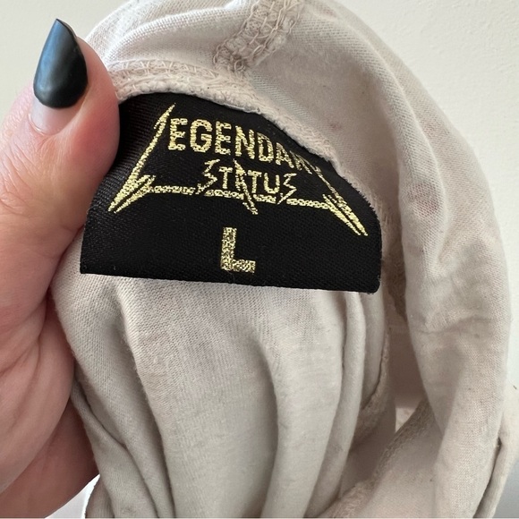 Legendary Status Chicago Bulls Cream & Gold Splatter Lace Up Hoodie Shirt - Picture 4 of 6